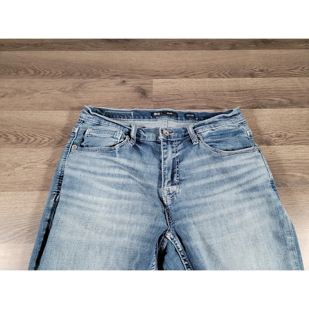 BKE Jeans Size 30x28* Blue Medium Wash Ethan Slim Fit Stretch Cotton Preppy Mens